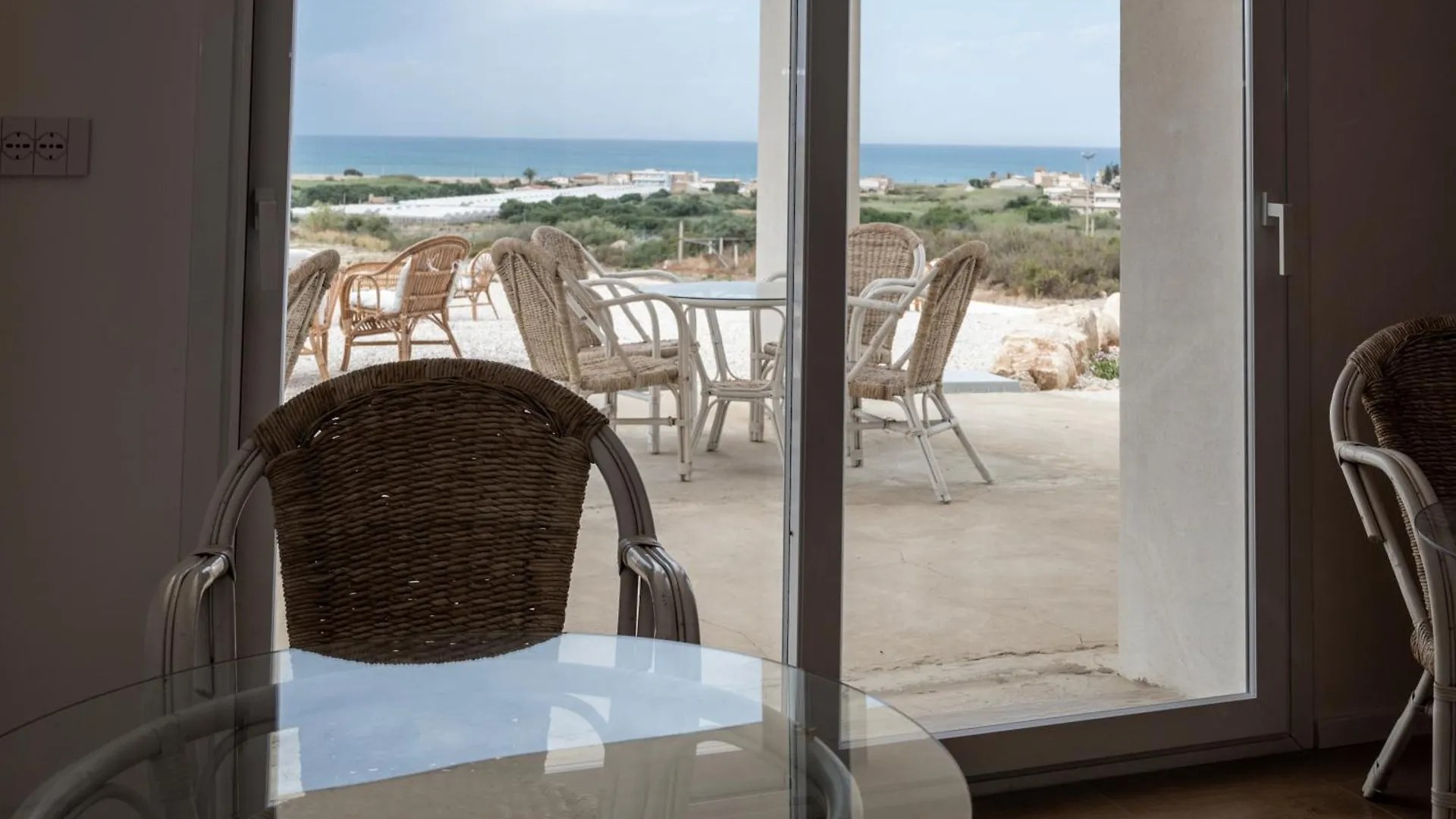 Bellavista Kamarina Resort 스코글리티